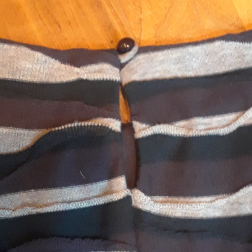 Dress - Picture 6 of 8
